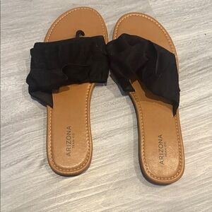 Arizona Jean Company Women's Black and Brown Sandals